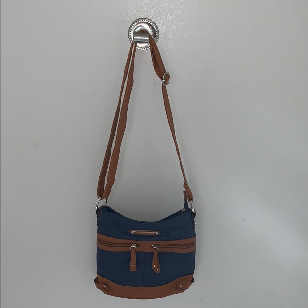 Crossbody bag